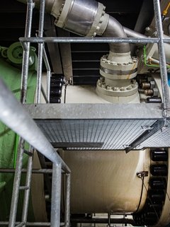 Proline W 400 ultrasonic clamp-on flowmeter